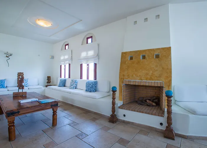 Naxos Palace Hotel 4*