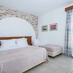 Naxos Palace Ξενοδοχείο Στελίδα