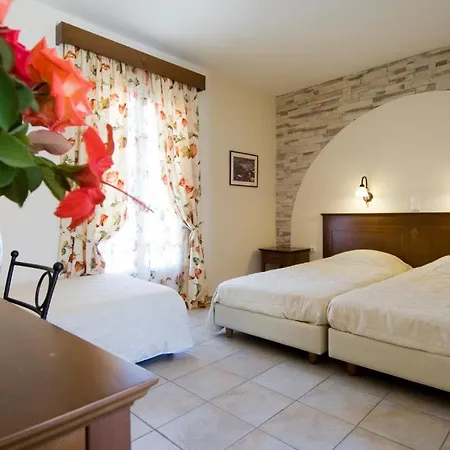 Naxos Palace Hotel 4*