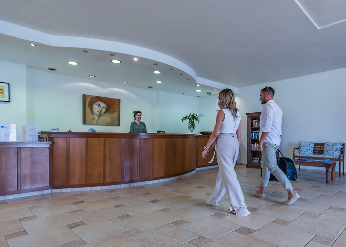 Ξενοδοχείο Naxos Palace